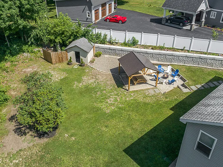 387 Maple Ave — Photo 51