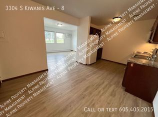 3304 S Kiwanis Ave #8, Sioux Falls, SD 57105