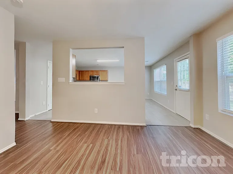 4582 Brimmer Place Dr — Photo 2