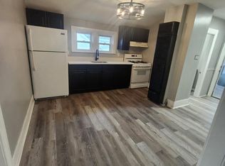 29 Princess Ave FLOOR 2, Cranston, RI 02920