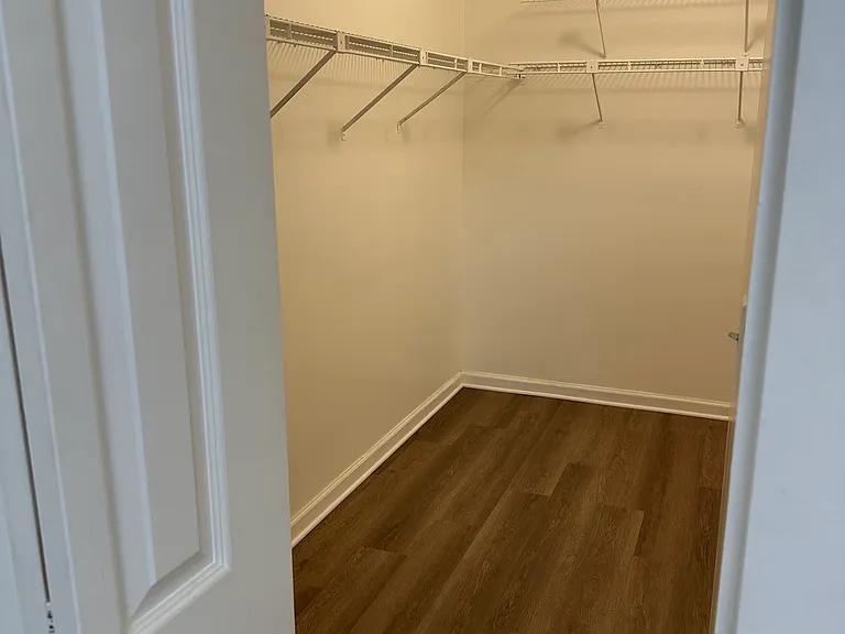 2065-7623 Baymeadows Cir W — Photo 25