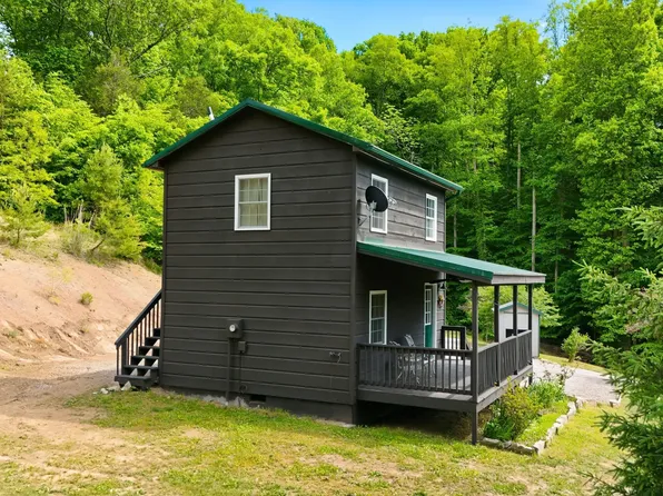 780 Cabin Dr, Blackwater, VA 24221