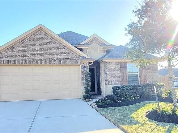 3rd image of 23835 Tribano Ct