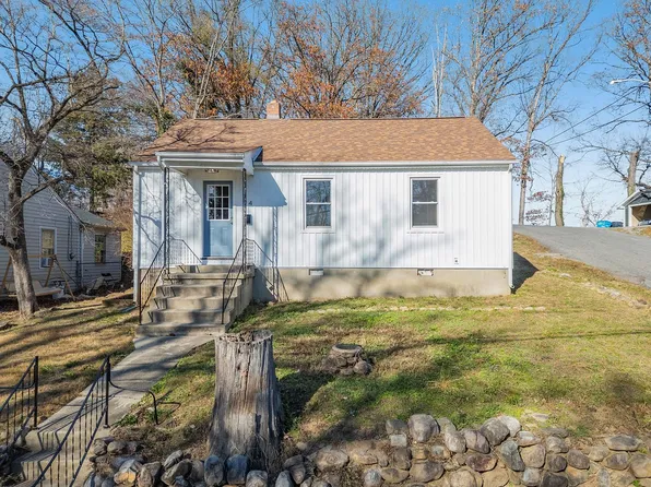 74 Forest Hill Ave NE, Roanoke, VA 24012