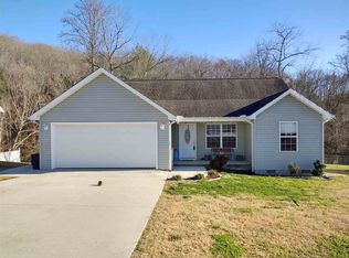 117 Pleasant View Dr, Oliver Springs, TN 37840