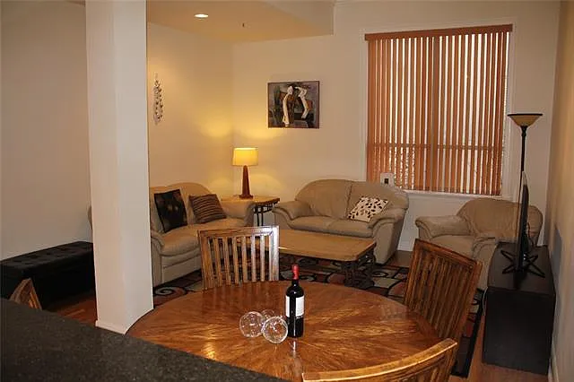 330 Julia St #223 — Photo 7