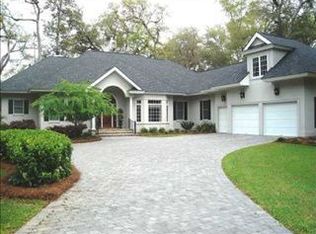 3 Tamarind Ln, Savannah, GA 31411