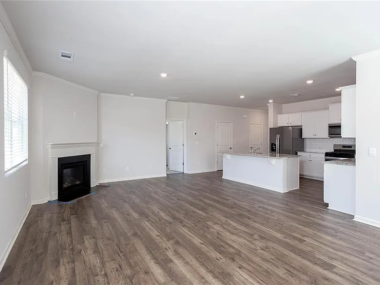 61 Grove Springs Ct — Photo 13