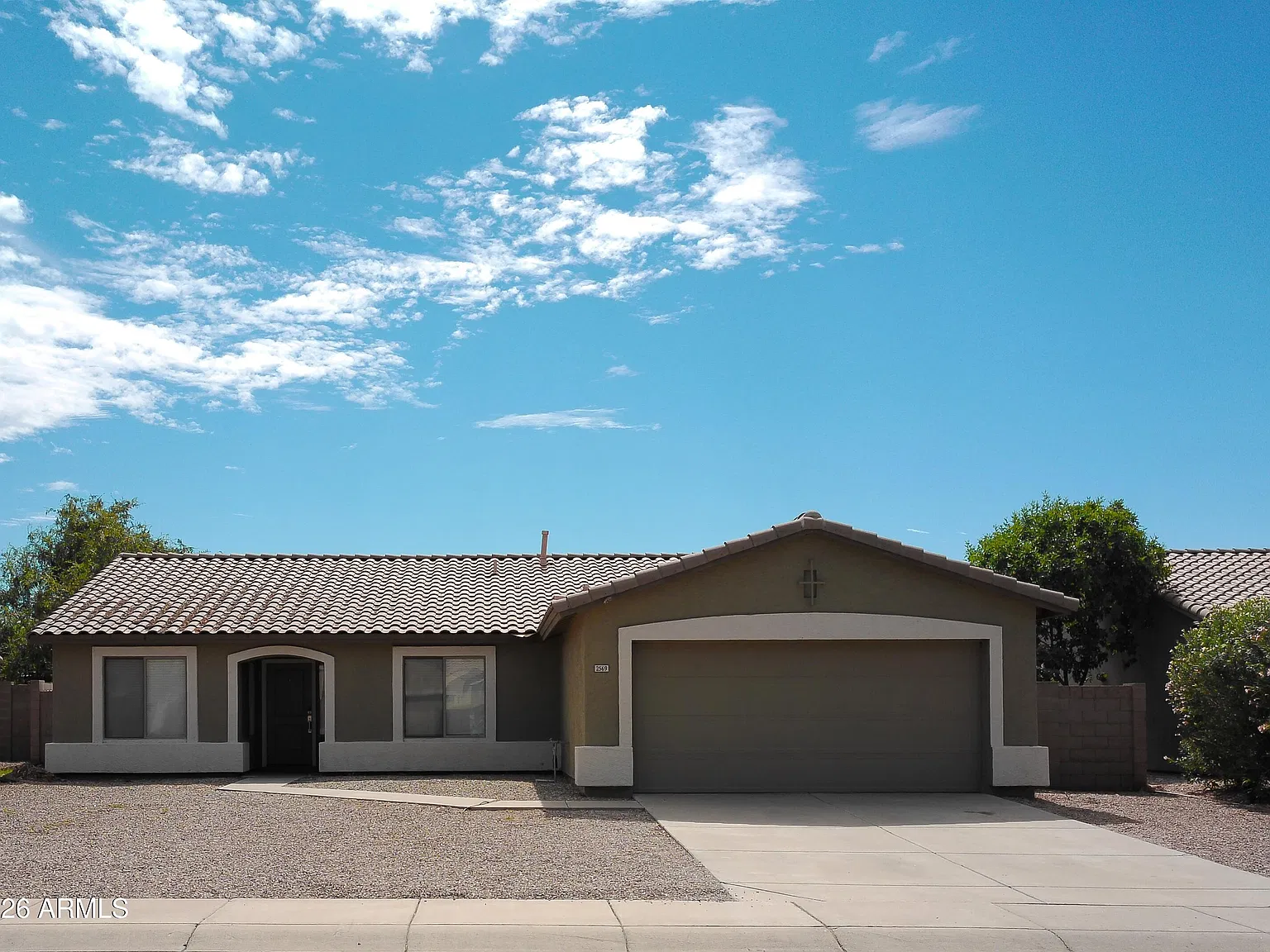 3 bed, 2.0 bath, 1791 sqft, $2,300 — Photo 1