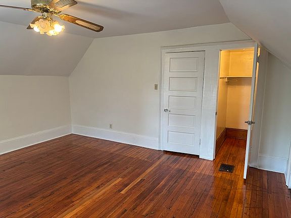 3rd image of 5603 Fair Oaks St #3