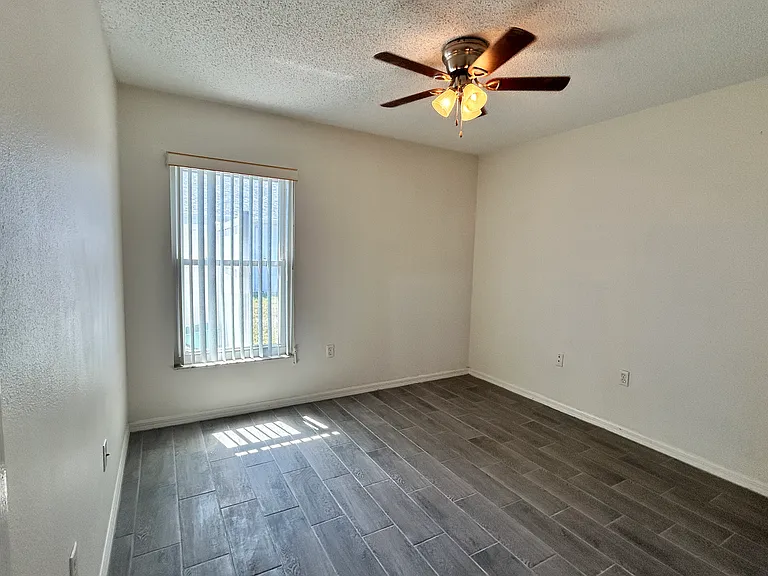 10401 Barnett Loop — Photo 18