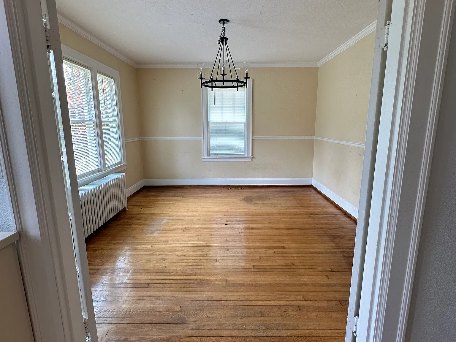 4 bed, 2840 sqft, $3,200 — Photo 4