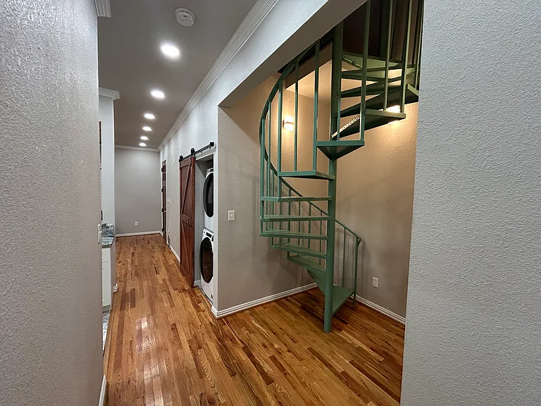 505 S Storey St #505 — Photo 11