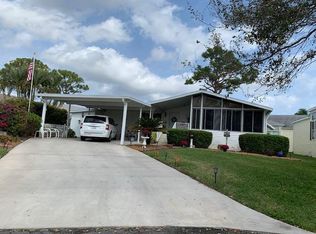 6304 Dogwood Ln, Lantana, FL 33462