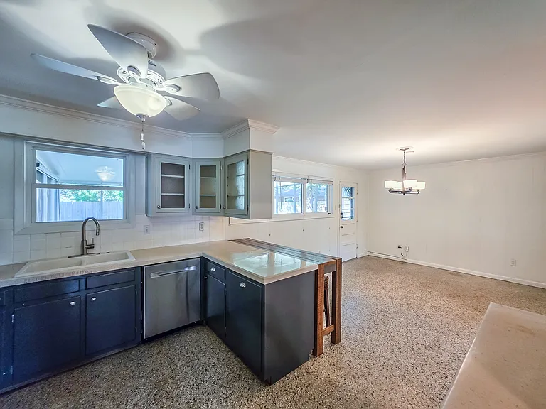5226 Princeton Rd — Photo 9