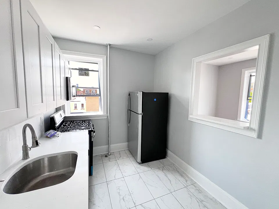 KITCHEN, VID ON YOUTUBE OR IG @ NJRENTS