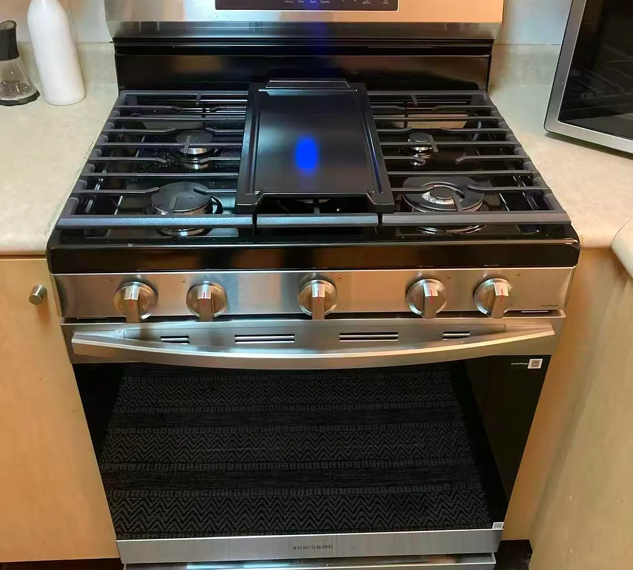 2 bed, $2,850 — Photo 3