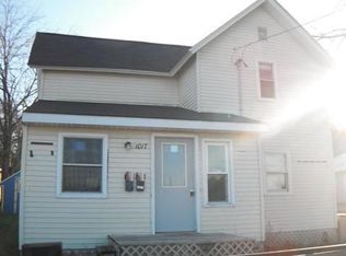 1017 Buckley Ave, Petoskey, MI 49770