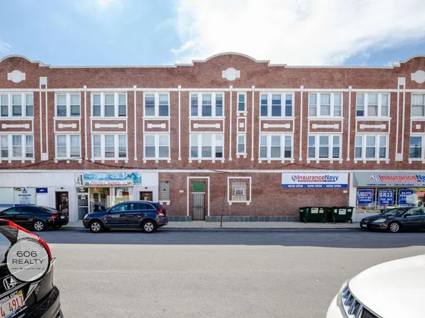 2206 S 57th Ave APT 2, Cicero, IL 60804