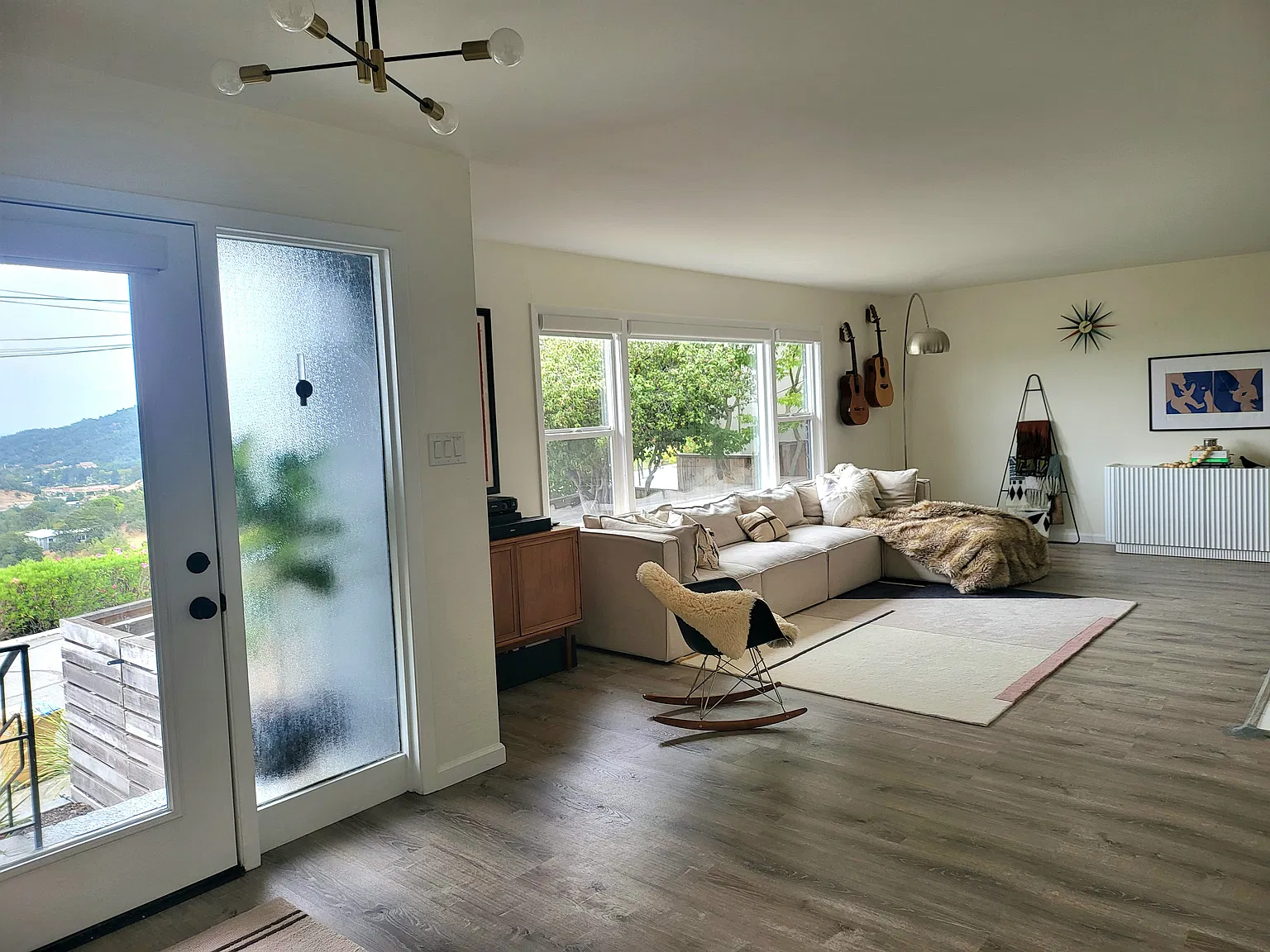 3 bed, 1448 sqft, $5,700 — Photo 2