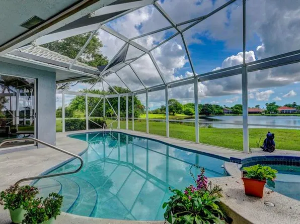 139 Brookhaven Ct, Palm Beach Gardens, FL 33418