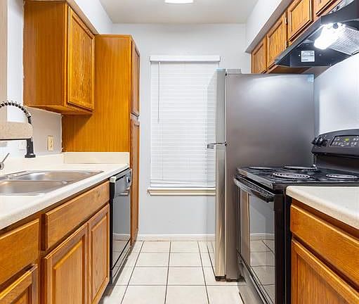 4th image of 14600 Fonmeadow Dr APT 1110