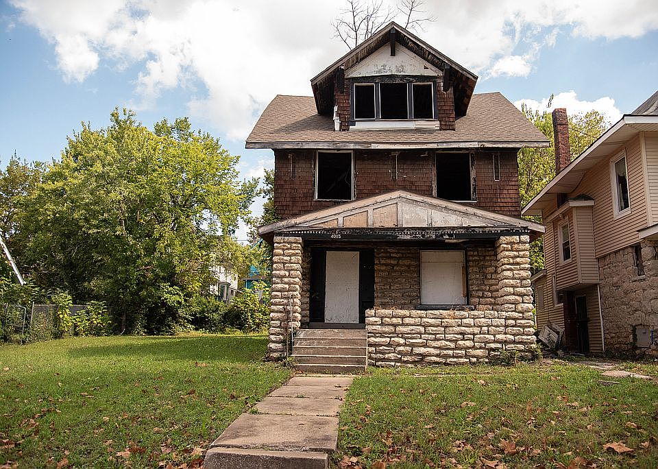 1st image of 4015 Prospect Ave