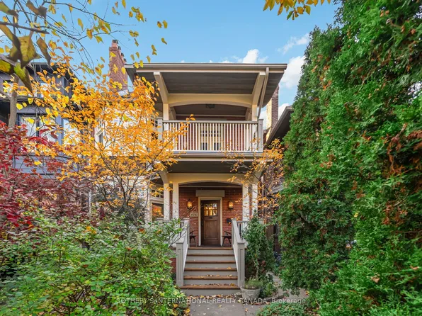 476 Palmerston Blvd, Toronto, ON M6G 2P1