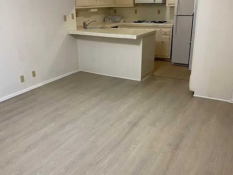 116 W Ellis Ave #1 — Photo 5