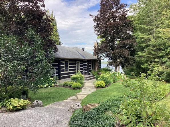 2933 Ayottes Point Ln, Selwyn, ON K0L 2H0