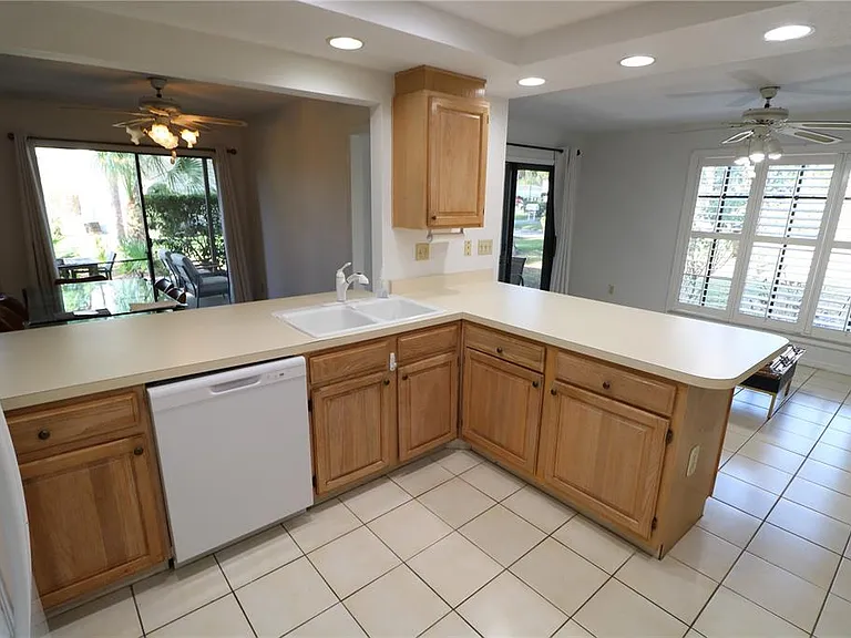 5424 Saddlebrook Way — Photo 21