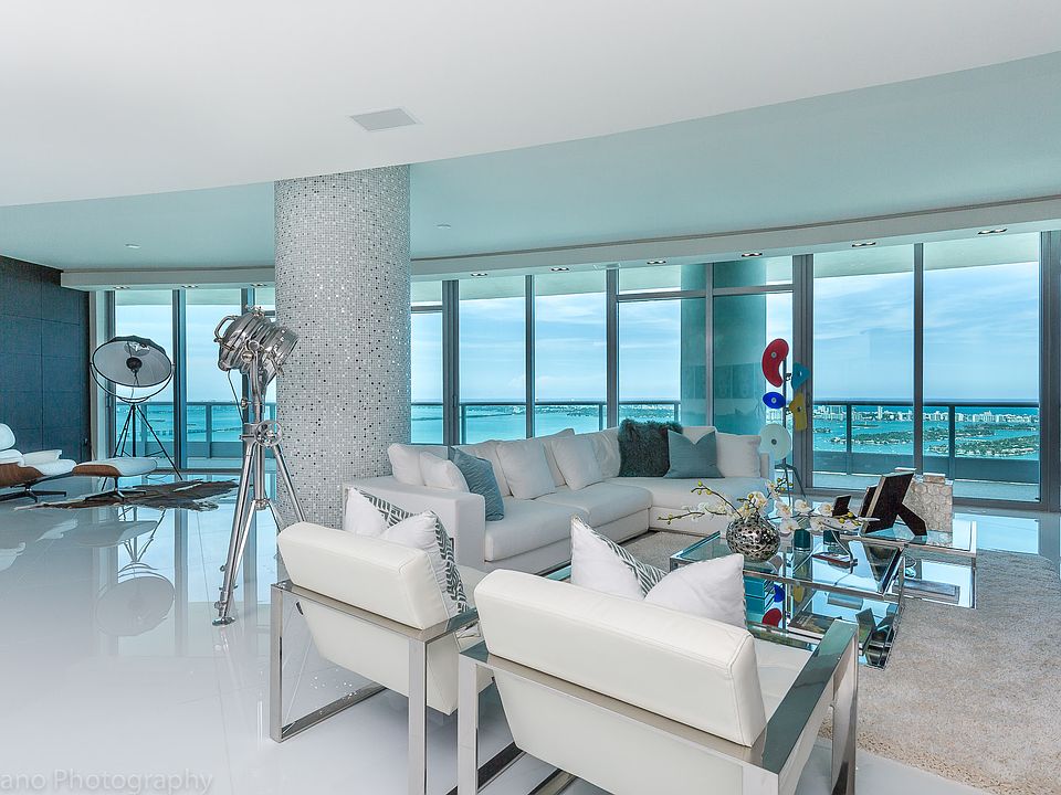 1st image of 900 Biscayne Blvd APT 6207