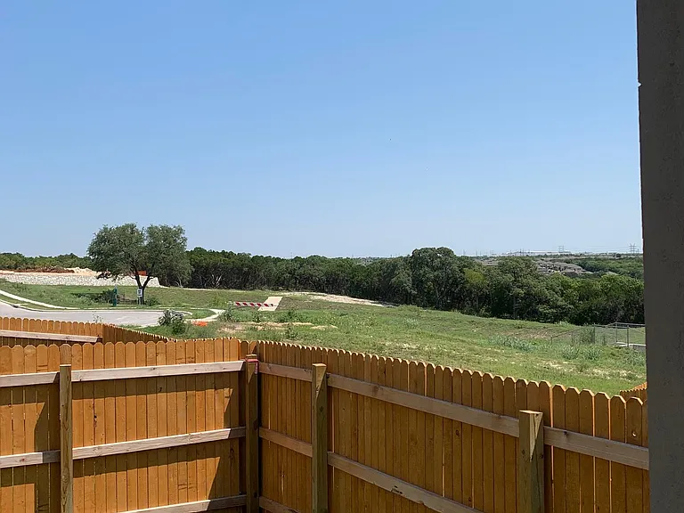 2310 Clemence Ln — Photo 10