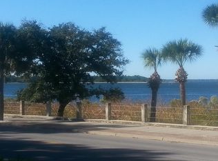 401 E Beach Dr APT B1, Panama City, FL 32401