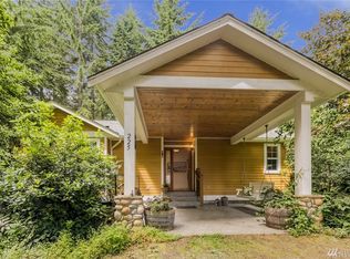 225 Alpine Ct, Port Ludlow, WA 98365