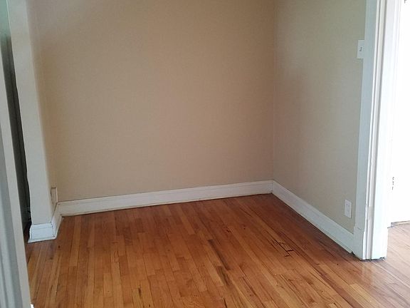 5th image of 4210 Hereford St APT 2N