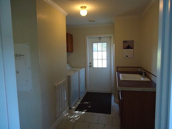 5th image of 162 Sellers Ln
