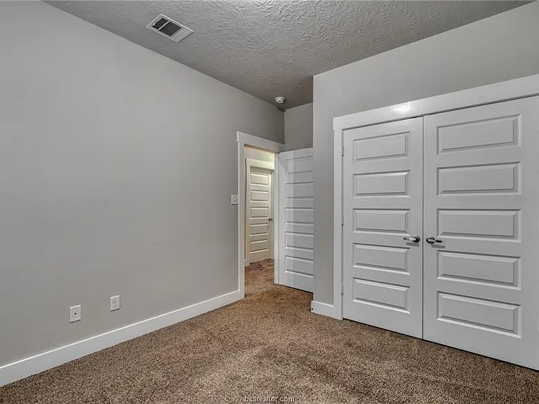 3900 Yukon Ln — Photo 10