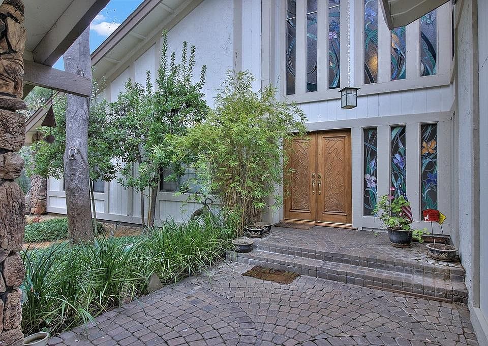 2153 Green Acres Court