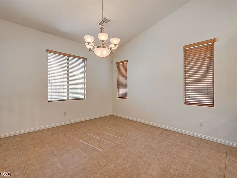 5921 Altissimo St — Photo 25
