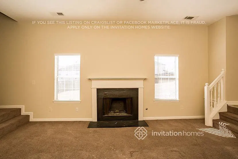 572 Lakewater View Dr Stone Mountain, GA 30087 — Photo 4