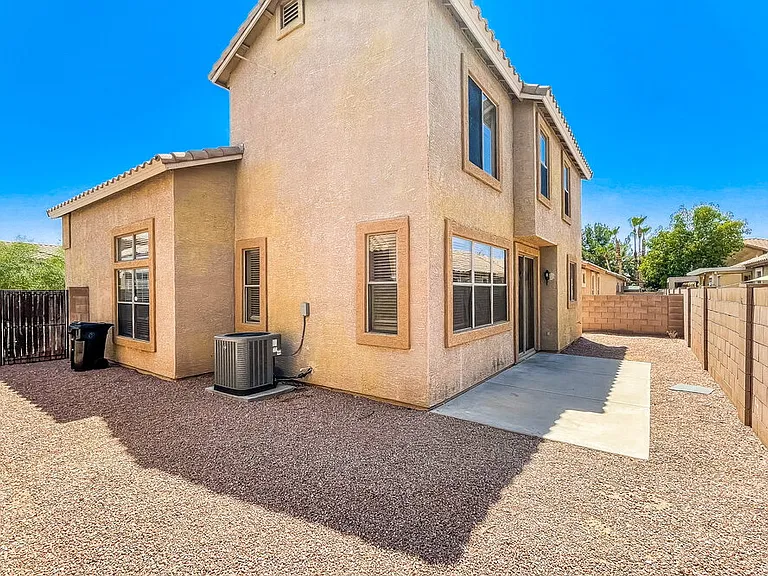 8930 E Capri Ave — Photo 16