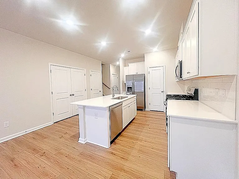 9 Vine House Dr — Photo 8