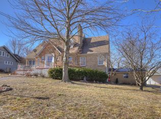 142 S High St, Neosho, MO 64850