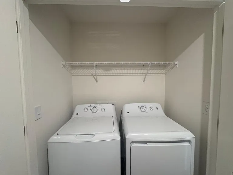 1112 Dakine Dr — Photo 10