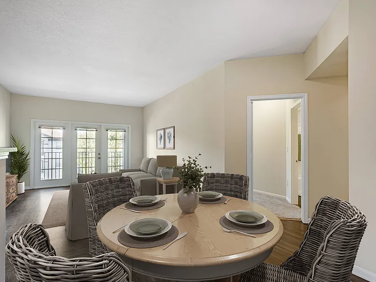 Living/Dining Area