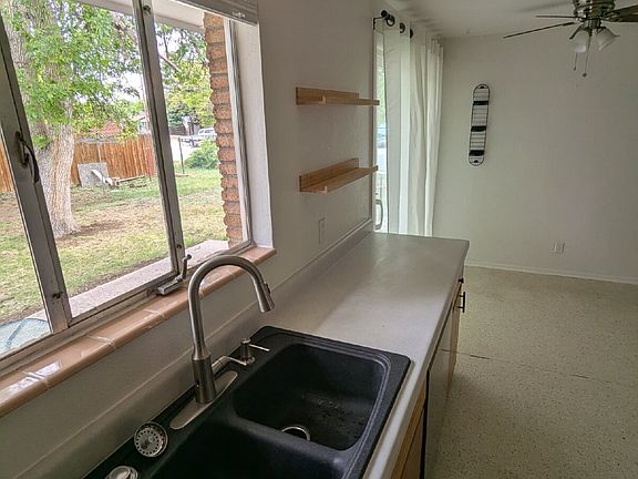 5th image of 7070 Beacon Way