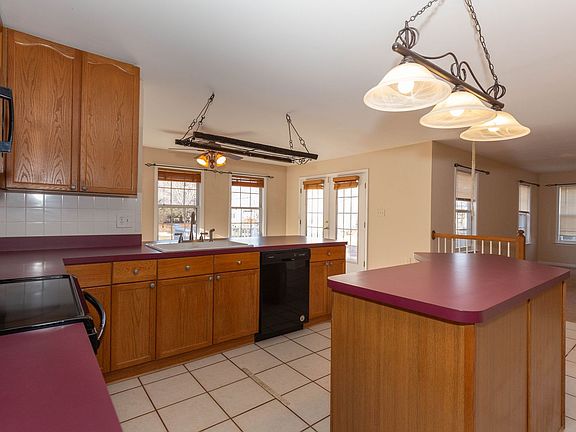 5th image of 131 Cypress Point Dr