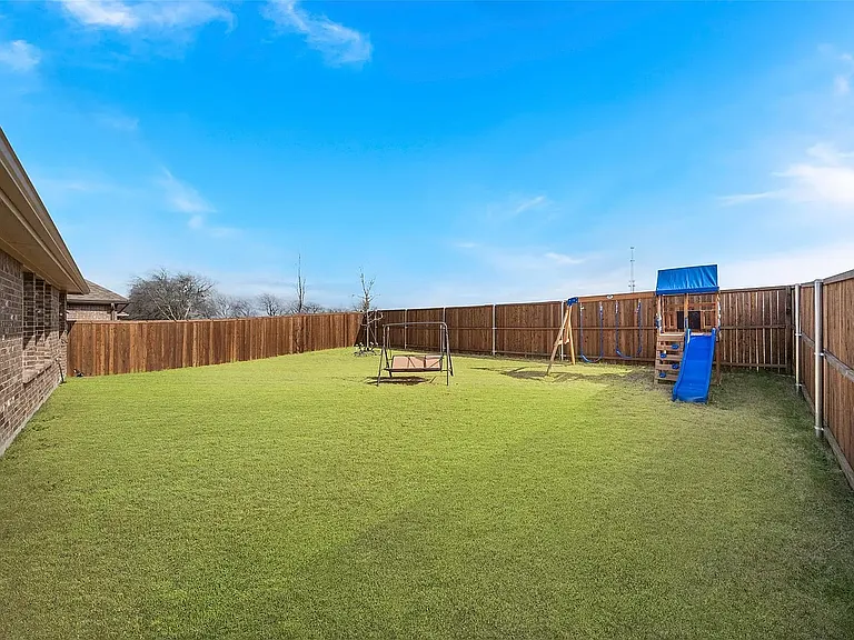2800 Evergreen Trl — Photo 14