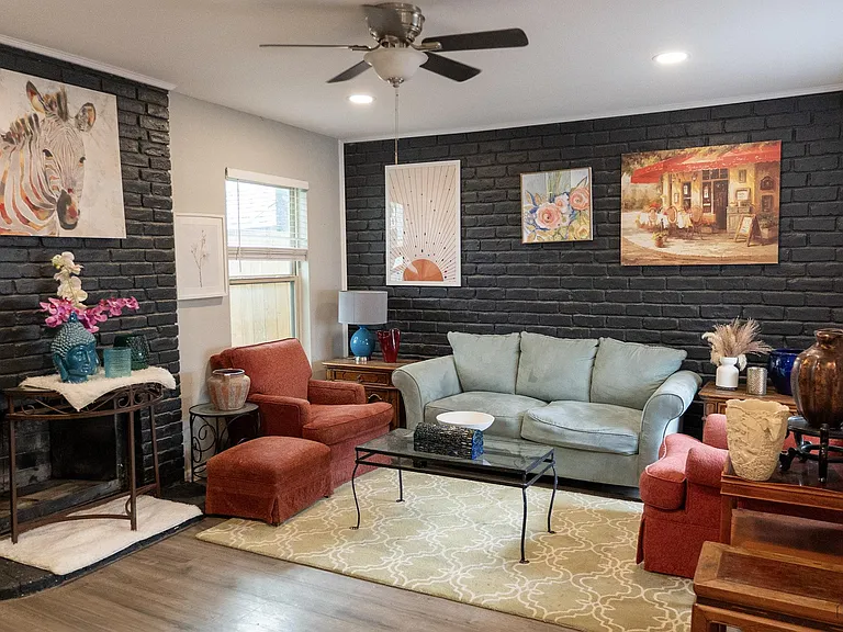 Beautiful Living Room in Fort Worth